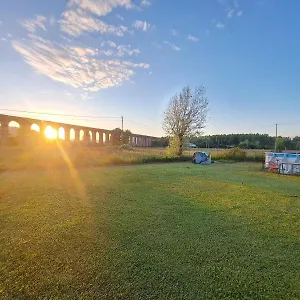 Glamping In Ungaretti Guamo